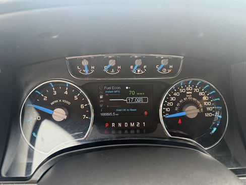 Used 2014 Ford F150 Lariat w/ Equipment Group 502A Luxury AWD/4WD image 14