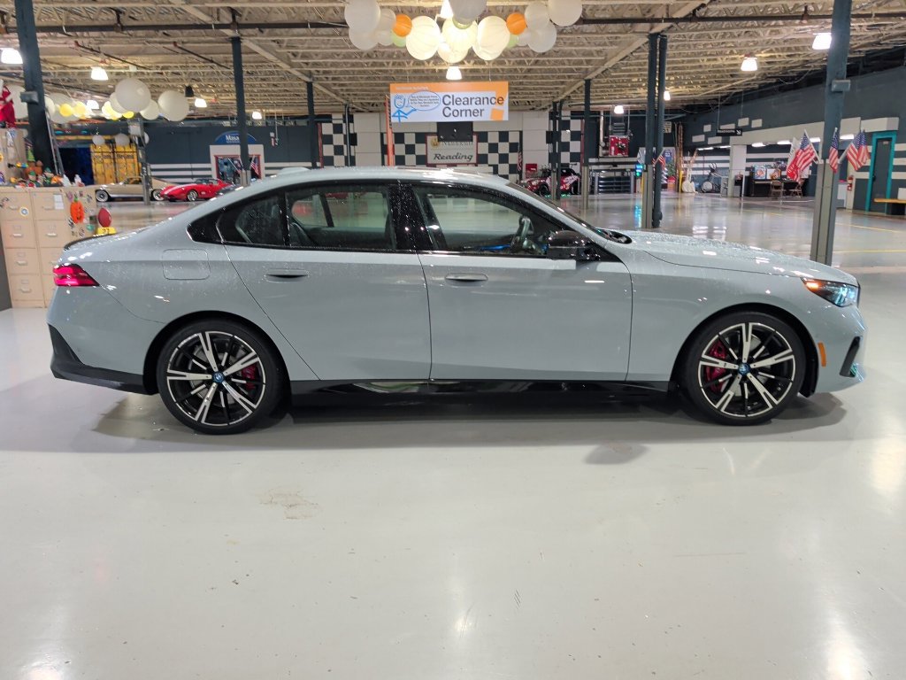 Certified 2025 BMW i5 M60 w/ Premium Package AWD/4WD image 13