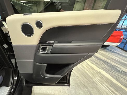 Used 2020 Land Rover Range Rover Sport HSE image 44