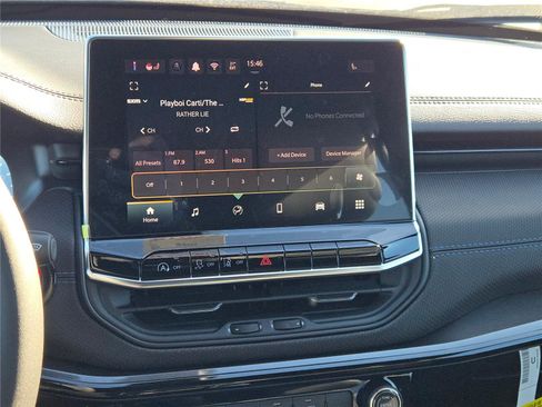 New 2026 Jeep Compass Latitude image 26