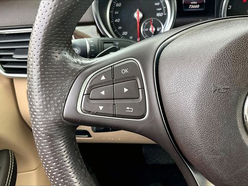 Used 2017 Mercedes-Benz GLE 350 image 24