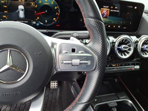 Certified 2021 Mercedes-Benz GLA 35 AMG 4MATIC image 17