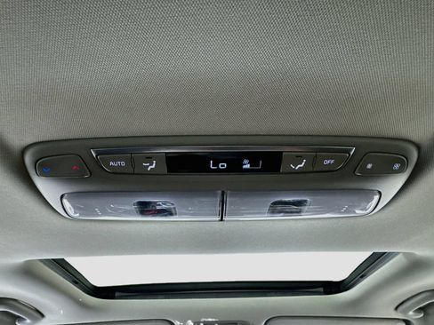 Used 2021 Kia Telluride EX AWD/4WD image 26