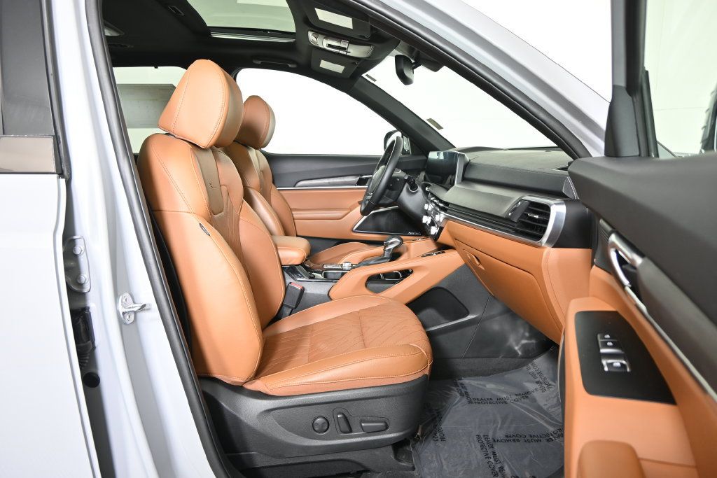 Used 2024 Kia Telluride SX X-Line AWD/4WD image 13