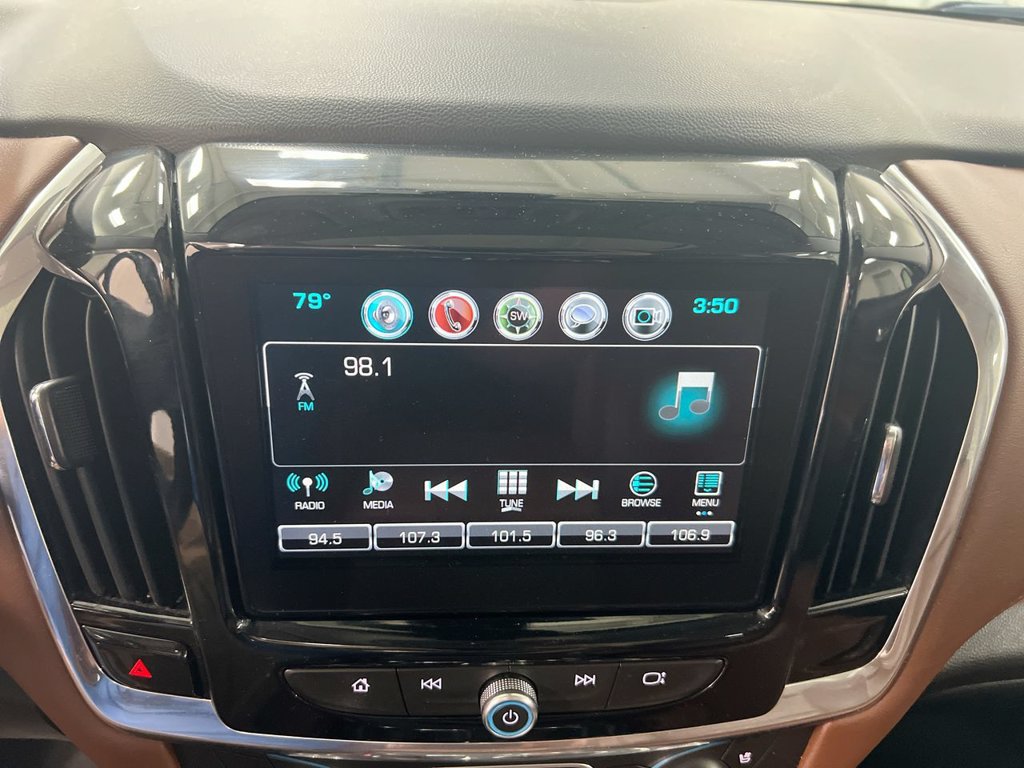 Used 2018 Chevrolet Traverse High Country AWD/4WD image 14