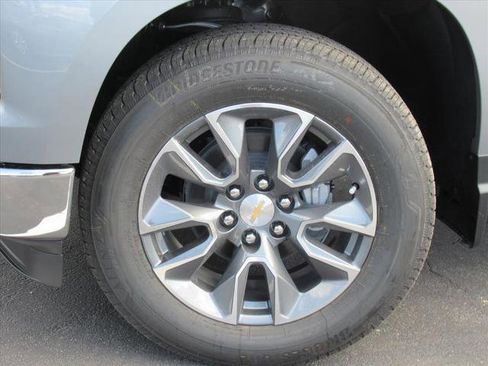 New 2026 Chevrolet Silverado 1500 LT w/ All Star Edition Plus image 9