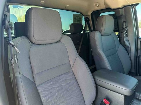 Used 2024 Nissan Frontier S image 20