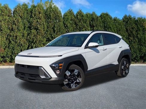 Certified 2025 Hyundai Kona SEL image 1