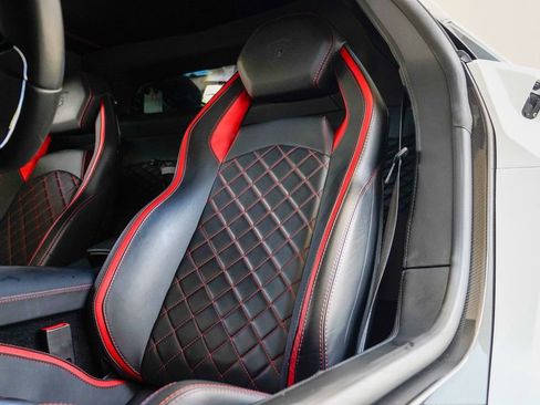 Used 2018 Lamborghini Aventador S image 59