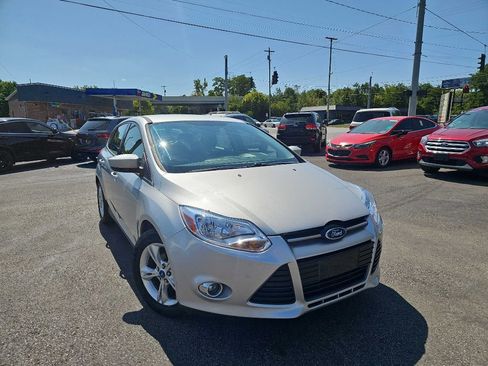Used 2012 Ford Focus SE image 4