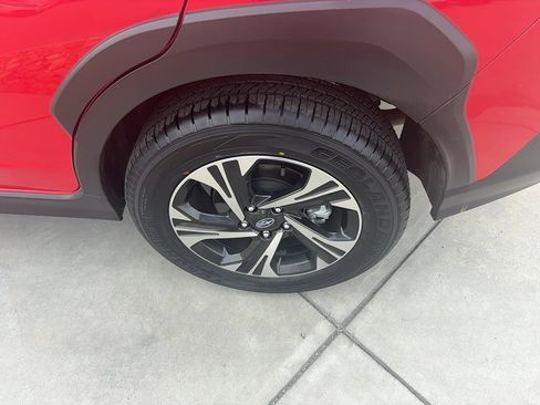 Certified 2024 Subaru Crosstrek 2.0i Premium image 9