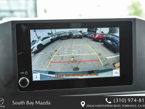 Used 2025 Toyota Tacoma SR5 AWD/4WD image 21