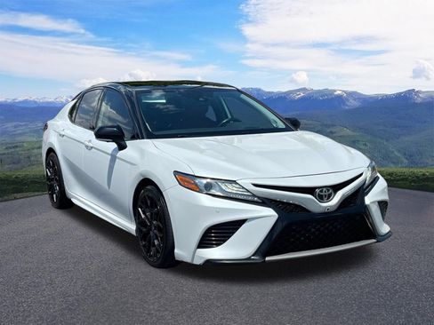 Used 2019 Toyota Camry XSE w/ Driver Assist Package FWD image 8