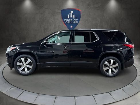 Used 2018 Chevrolet Traverse LT FWD image 2