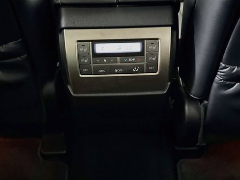 Used 2018 Lexus GX 460 Premium w/ Premium Package AWD/4WD image 26