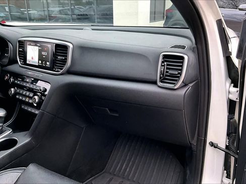 Used 2021 Kia Sportage SX image 19
