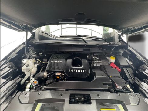 Used 2025 INFINITI QX60 Luxe FWD image 17