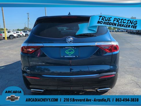 Certified 2023 Buick Enclave Essence FWD image 5