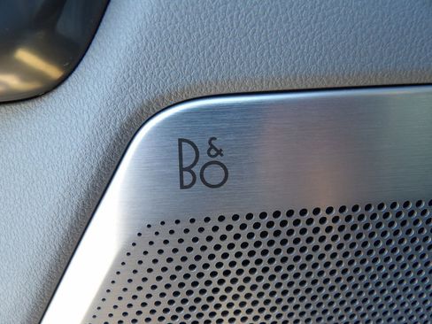 Used 2023 Ford F250 Limited w/ FX4 Off-Road Package image 16