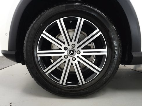 Certified 2026 Mercedes-Benz GLE 350 4MATIC image 37