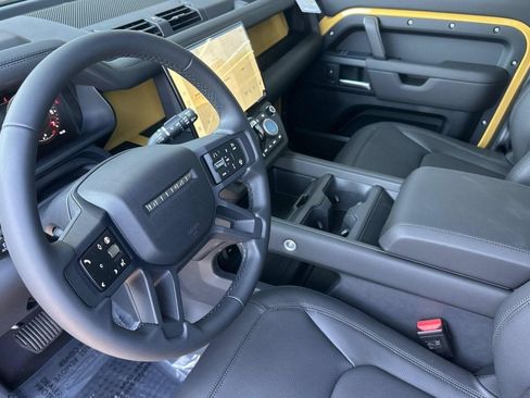 New 2026 Land Rover Defender 110 Trophy Edition AWD/4WD image 4