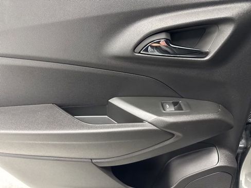 New 2026 Chevrolet Trax RS w/ Driver Confidence Package image 23