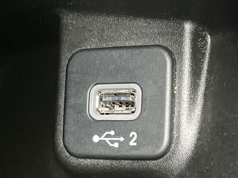 Used 2018 Jeep Wrangler Unlimited Sport S AWD/4WD image 35
