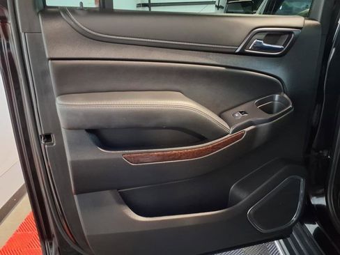 Used 2019 GMC Yukon XL SLT w/ Open Road Package image 18