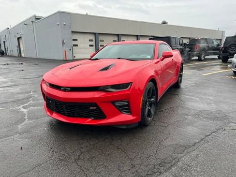 Used 2017 Chevrolet Camaro SS RWD image 1