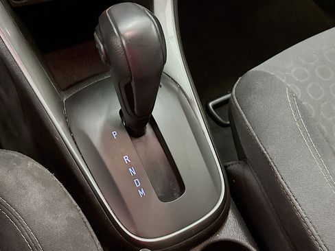 Used 2018 Chevrolet Trax LS FWD image 25