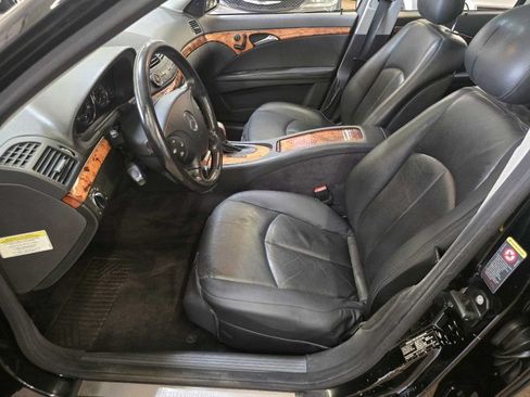 Used 2006 Mercedes-Benz E 350 4MATIC Sedan image 6