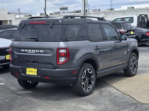 Used 2024 Ford Bronco Sport Outer Banks w/ Tech Package AWD/4WD image 8
