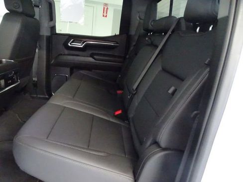 Used 2024 GMC Sierra 1500 SLT w/ SLT Premium Plus Package AWD/4WD image 4