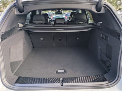 Used 2025 BMW X3 xDrive30i w/ Convenience Package image 12