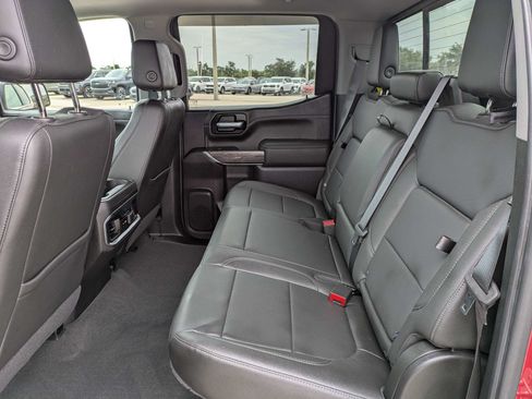 Used 2022 Chevrolet Silverado 1500 LTZ w/ Technology Package AWD/4WD image 16