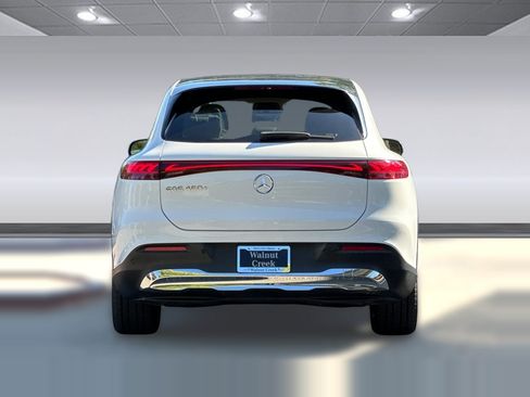 Used 2023 Mercedes-Benz EQS 450+ SUV image 9