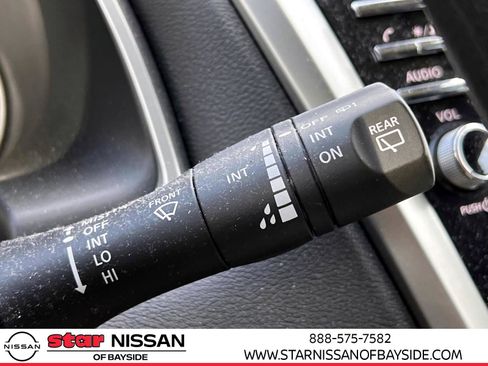 Used 2023 Nissan Murano S image 19