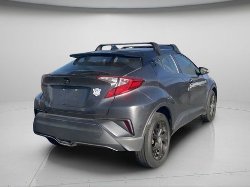 Used 2021 Toyota C-HR Nightshade image 4