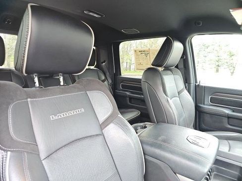 Used 2025 RAM 2500 Laramie AWD/4WD image 12