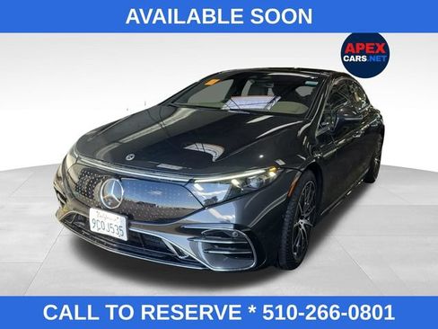 Used 2022 Mercedes-Benz EQS 580 4MATIC Sedan image 1