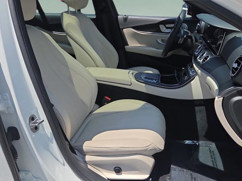 Used 2023 Mercedes-Benz E 350 Sedan image 18