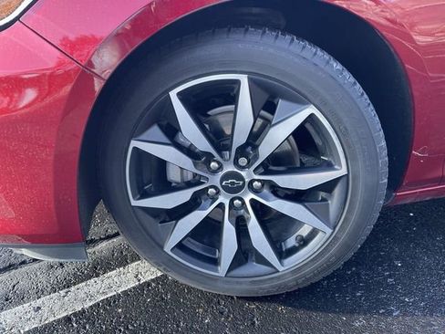 Used 2022 Chevrolet Malibu RS image 31