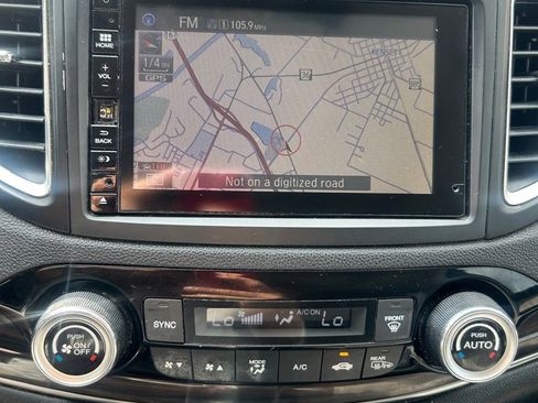 Used 2015 Honda CR-V Touring image 14