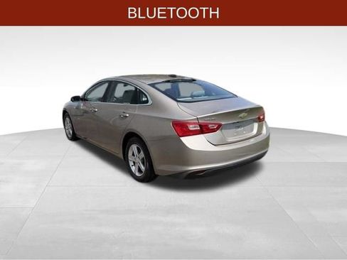 Used 2022 Chevrolet Malibu LS w/ Driver Confidence Package FWD image 5
