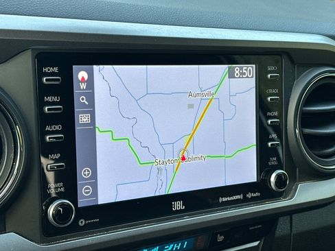 Used 2023 Toyota Tacoma Limited image 18