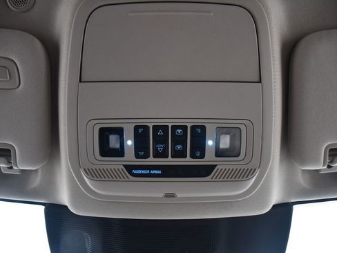 Used 2023 Ford Explorer Platinum w/ Technology Package image 29