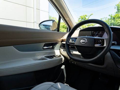 New 2026 Nissan Murano Platinum w/ Cargo Package AWD/4WD image 12