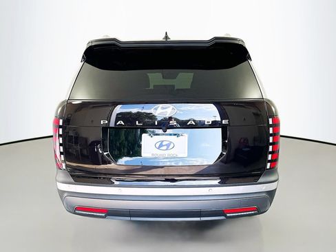 Certified 2026 Hyundai Palisade SEL FWD image 6