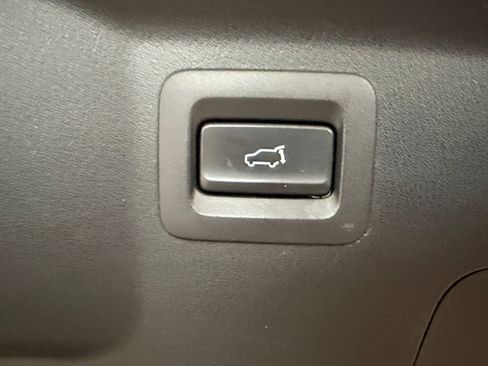 Used 2019 MAZDA CX-9 Touring FWD image 34