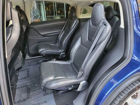 Used 2018 Tesla Model X 75D AWD/4WD image 14